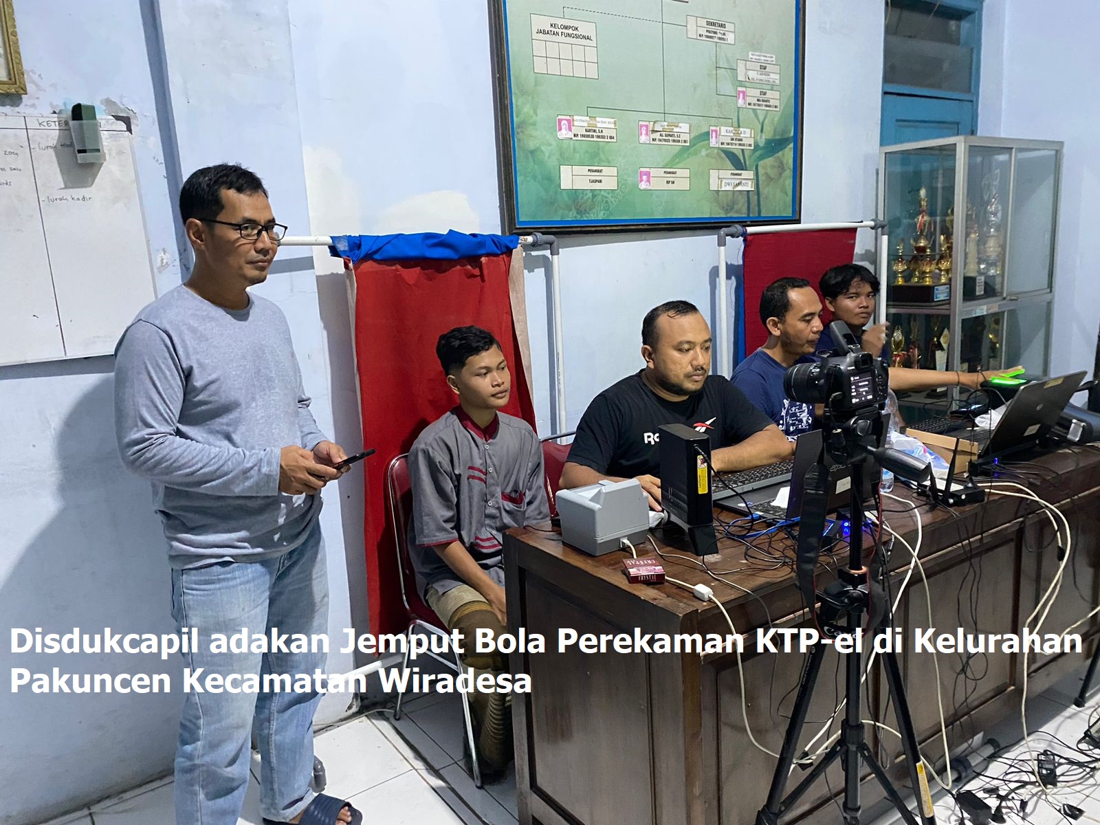 Disdukcapil adakan Jemput Bola Perekaman KTP-el di Kelurahan Pakuncen Kecamatan Wiradesa